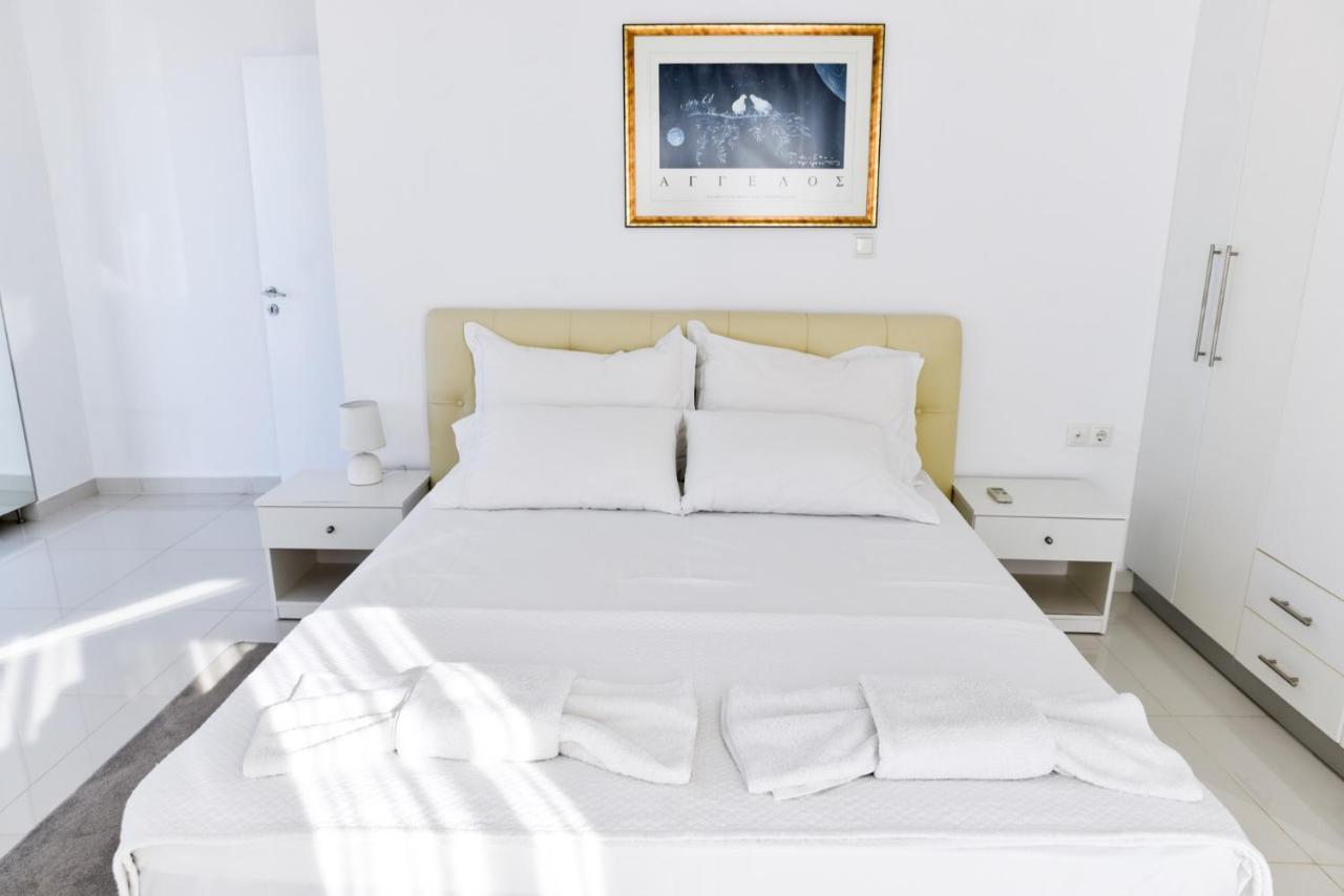 Verga Villas Resort カラマタ エクステリア 写真