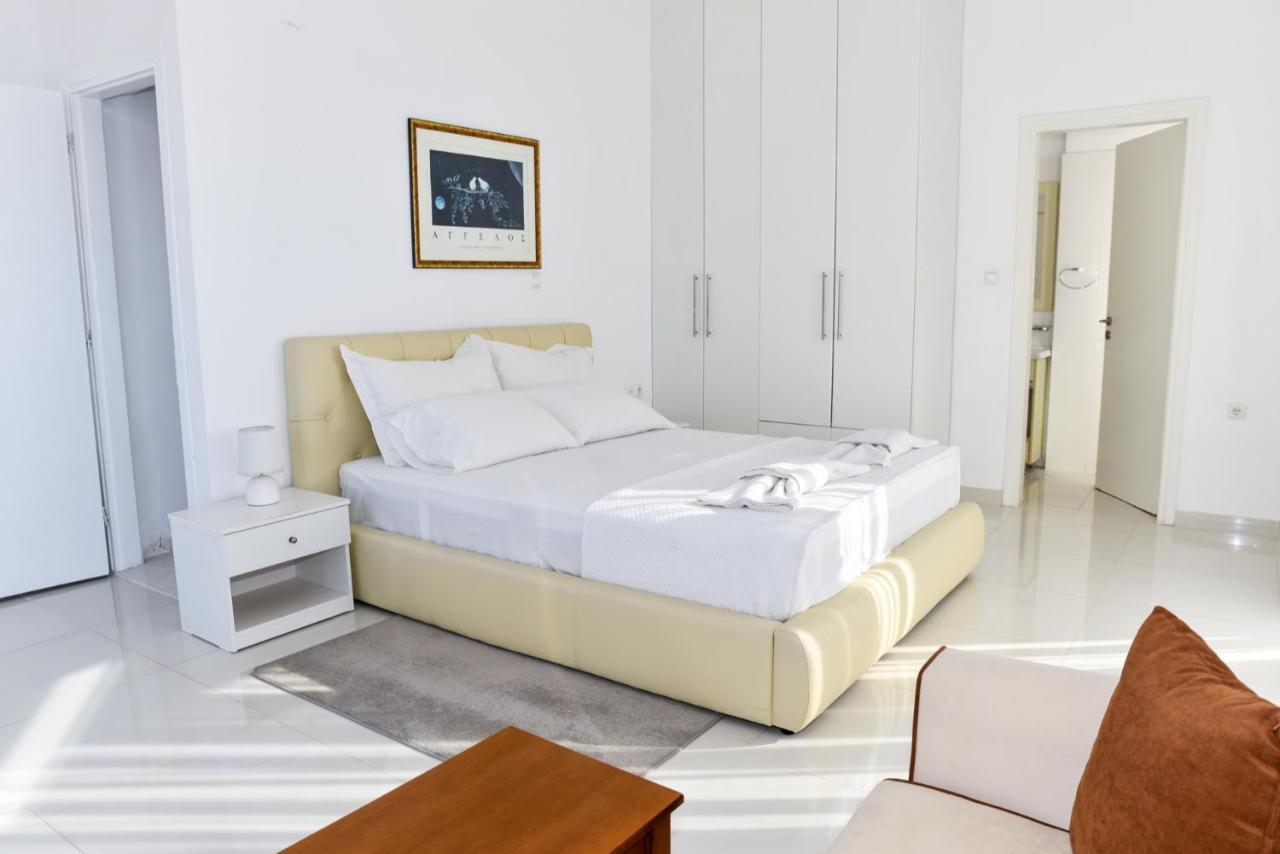 Verga Villas Resort カラマタ エクステリア 写真