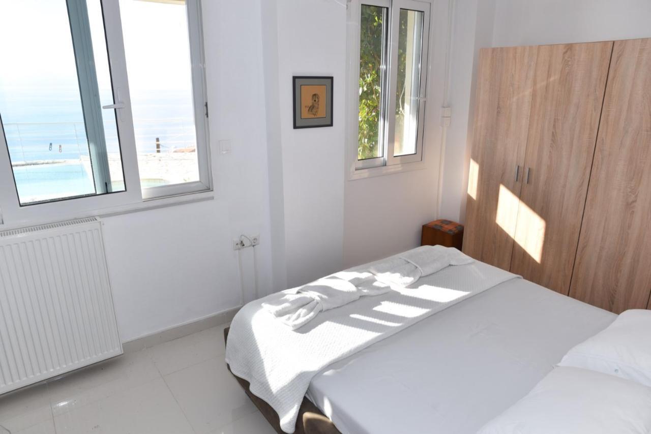 Verga Villas Resort カラマタ エクステリア 写真