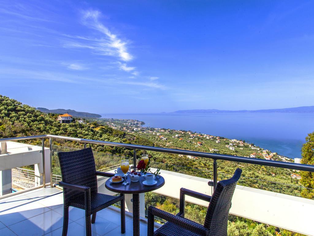 Verga Villas Resort カラマタ エクステリア 写真