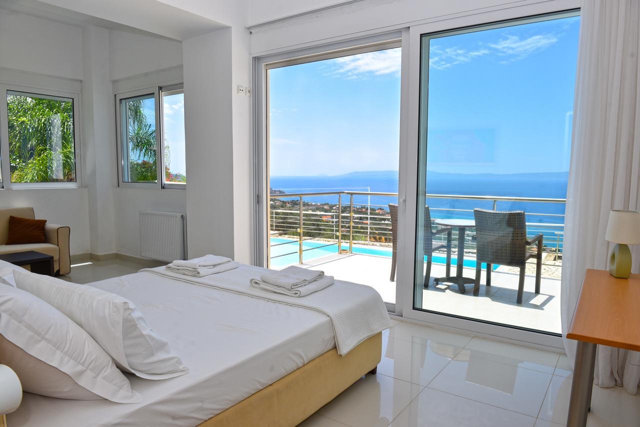 Verga Villas Resort カラマタ エクステリア 写真