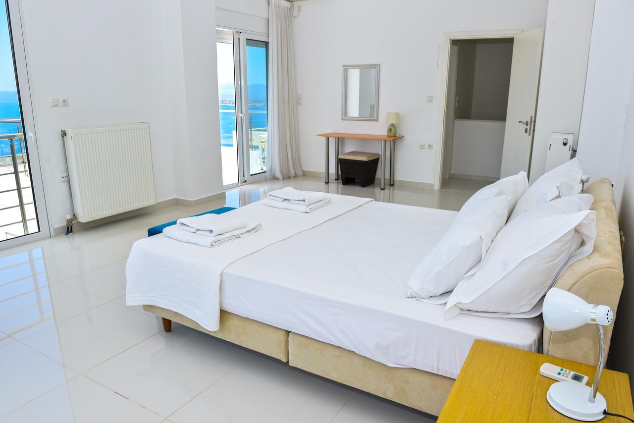 Verga Villas Resort カラマタ エクステリア 写真