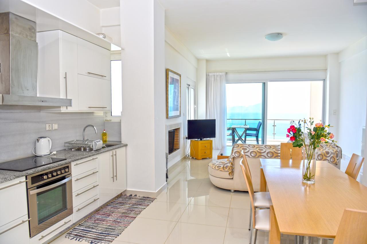 Verga Villas Resort カラマタ エクステリア 写真